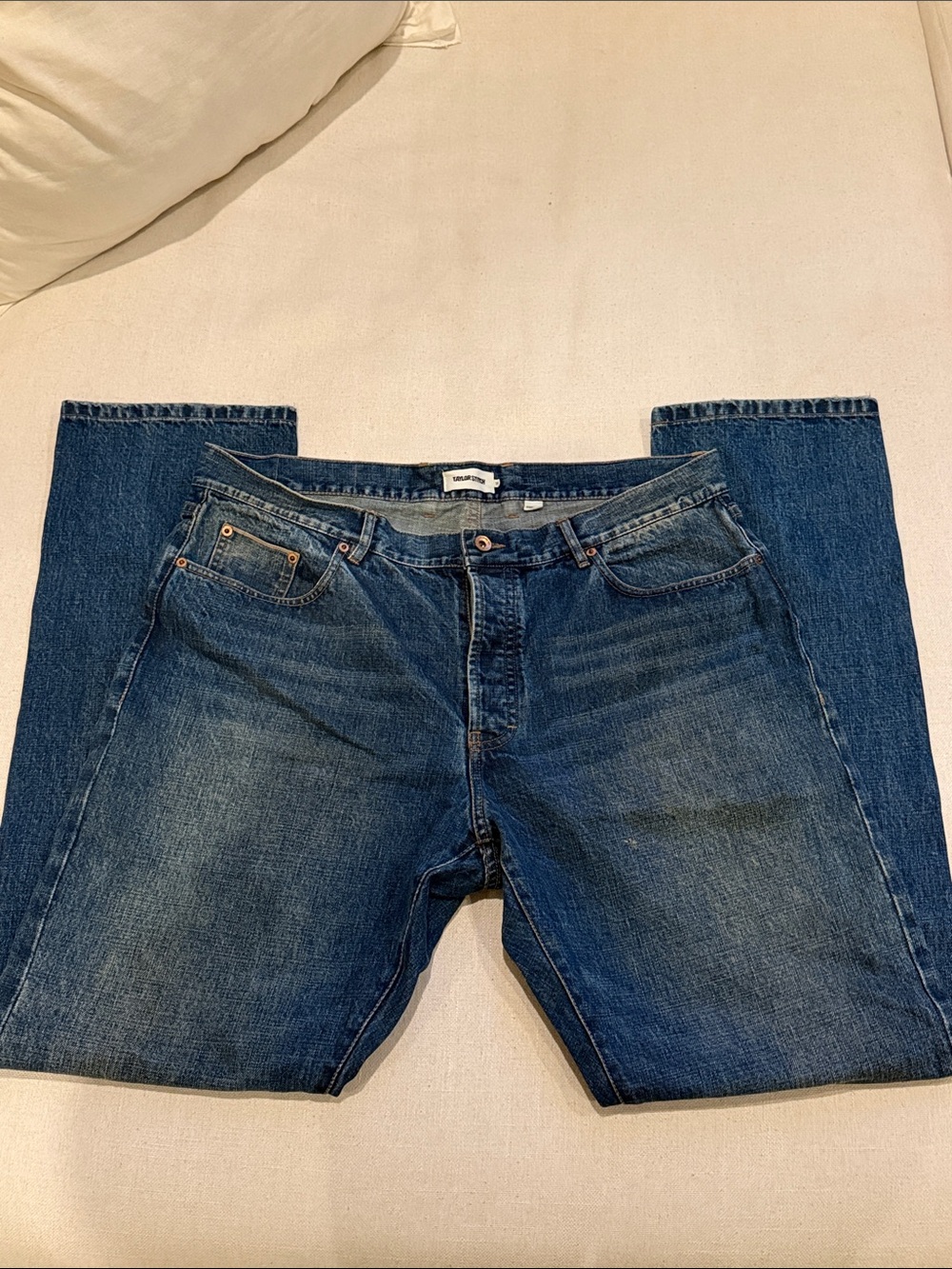 Taylor Stitch Men's Relaxed Jeans in Medium Blue Wash